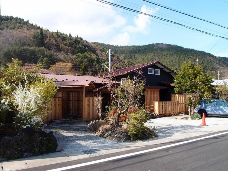 つるば舎 Villa Fujiyoshida Bagian luar foto